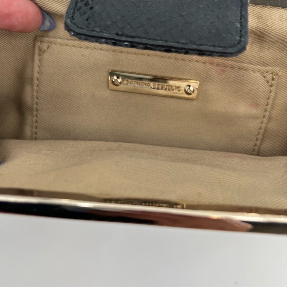 90’S Banana Republic small shinny purse - Picture 4 of 4